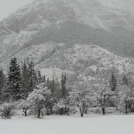 Familial 10 A 12 Places Dans Le Val D'allos *